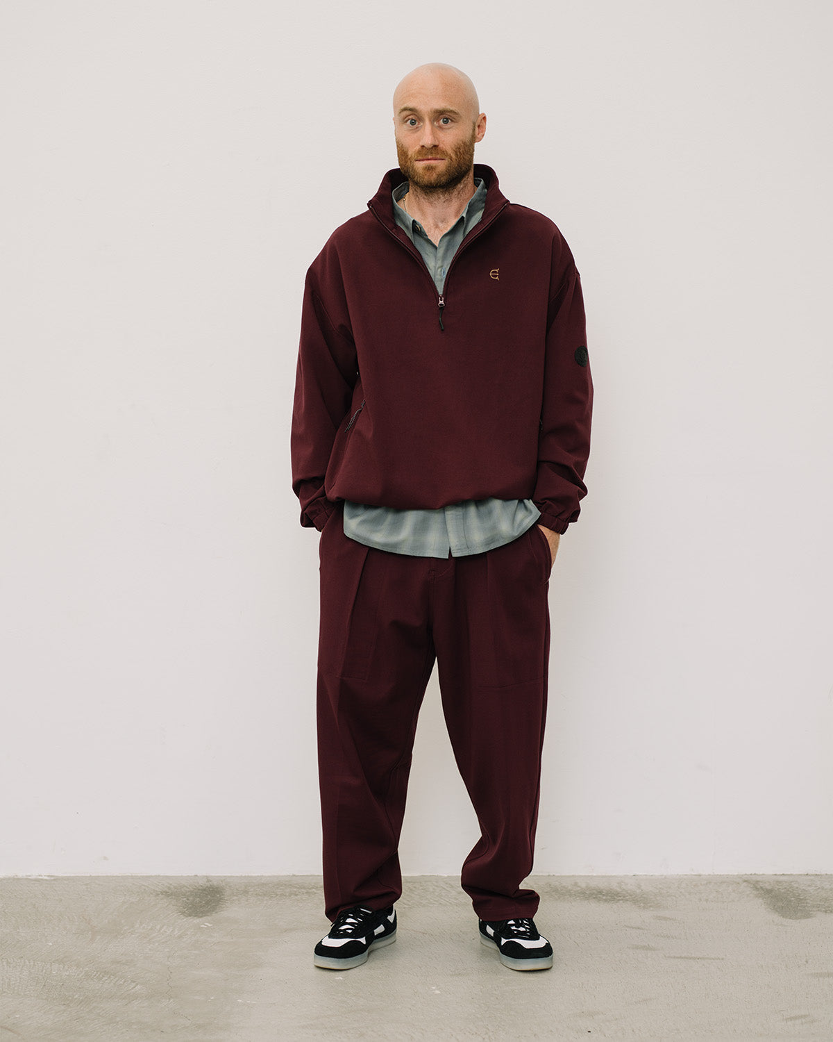 EVISEN Punch Bohemian Tech Pants - Burgundy