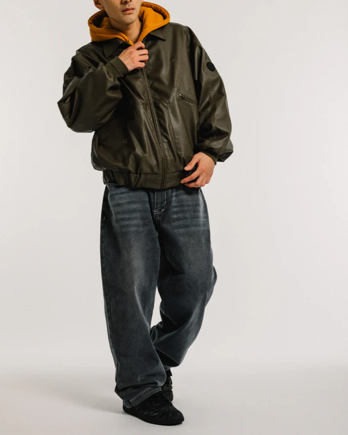 EVISEN One-Up Jeans - Black