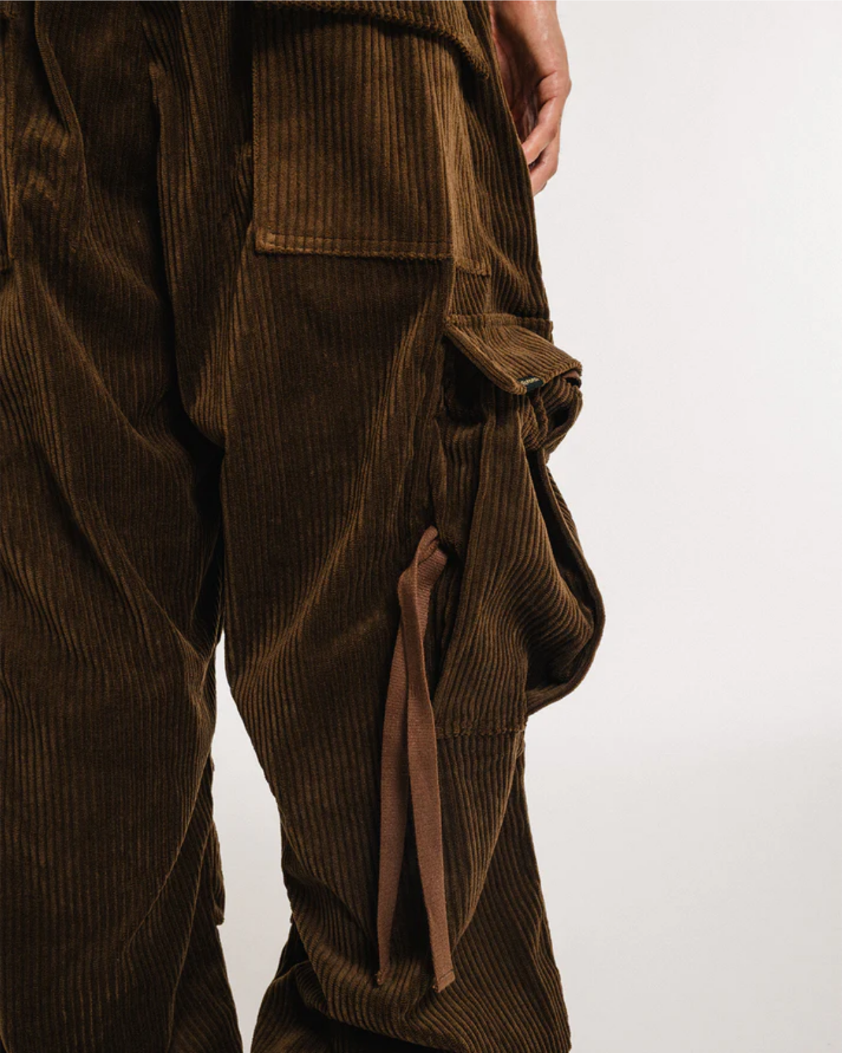 EVISEN Equalizer Cord Cargo Pants - Mocha