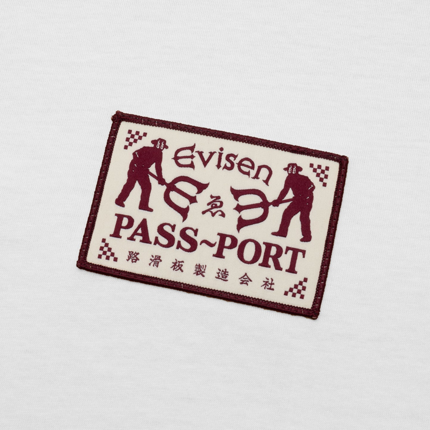 EVISEN x PASSPORT ロゴ ロックアップ T シャツ - ホワイト