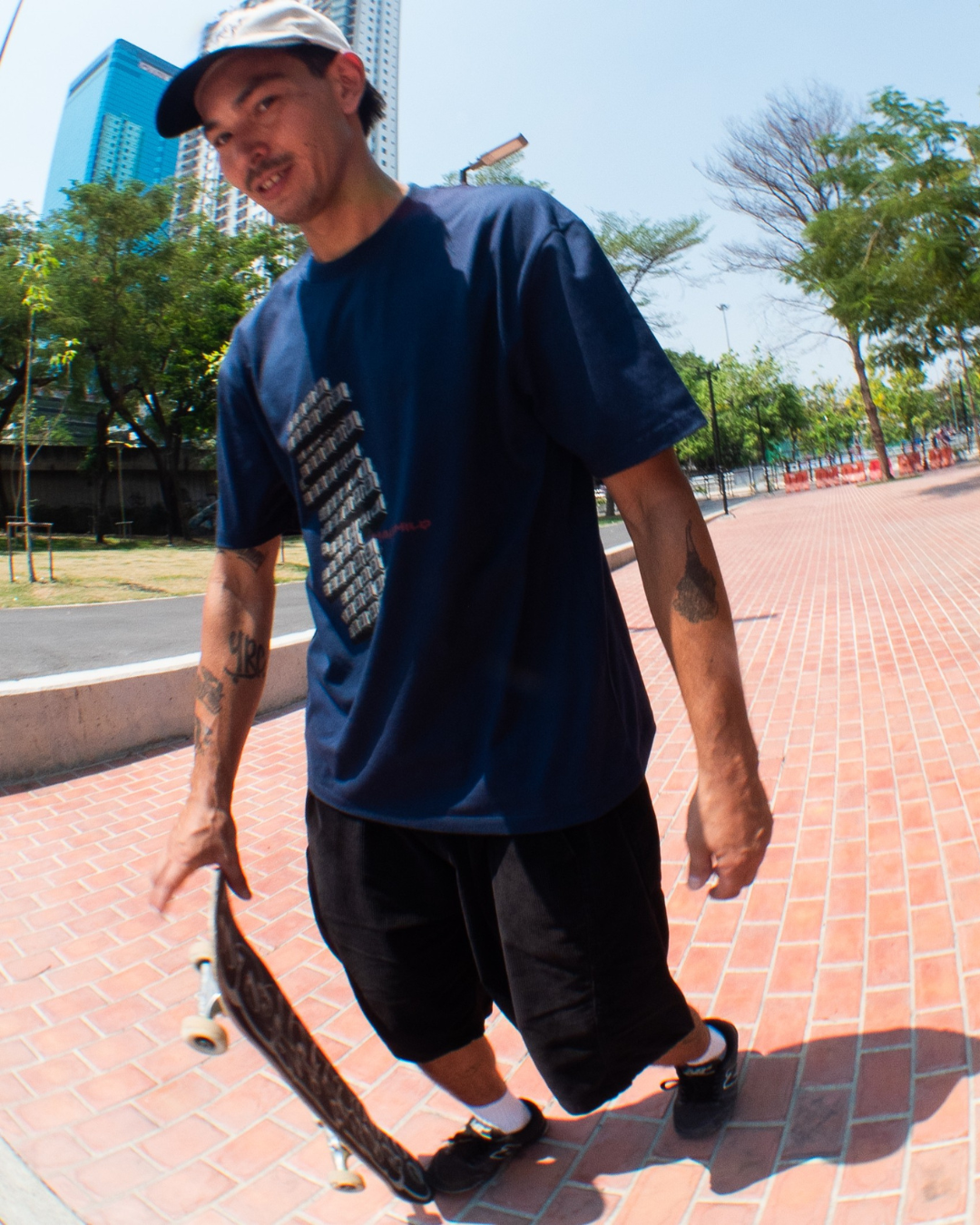 HALFCHILD Too Hot Tee - Navy