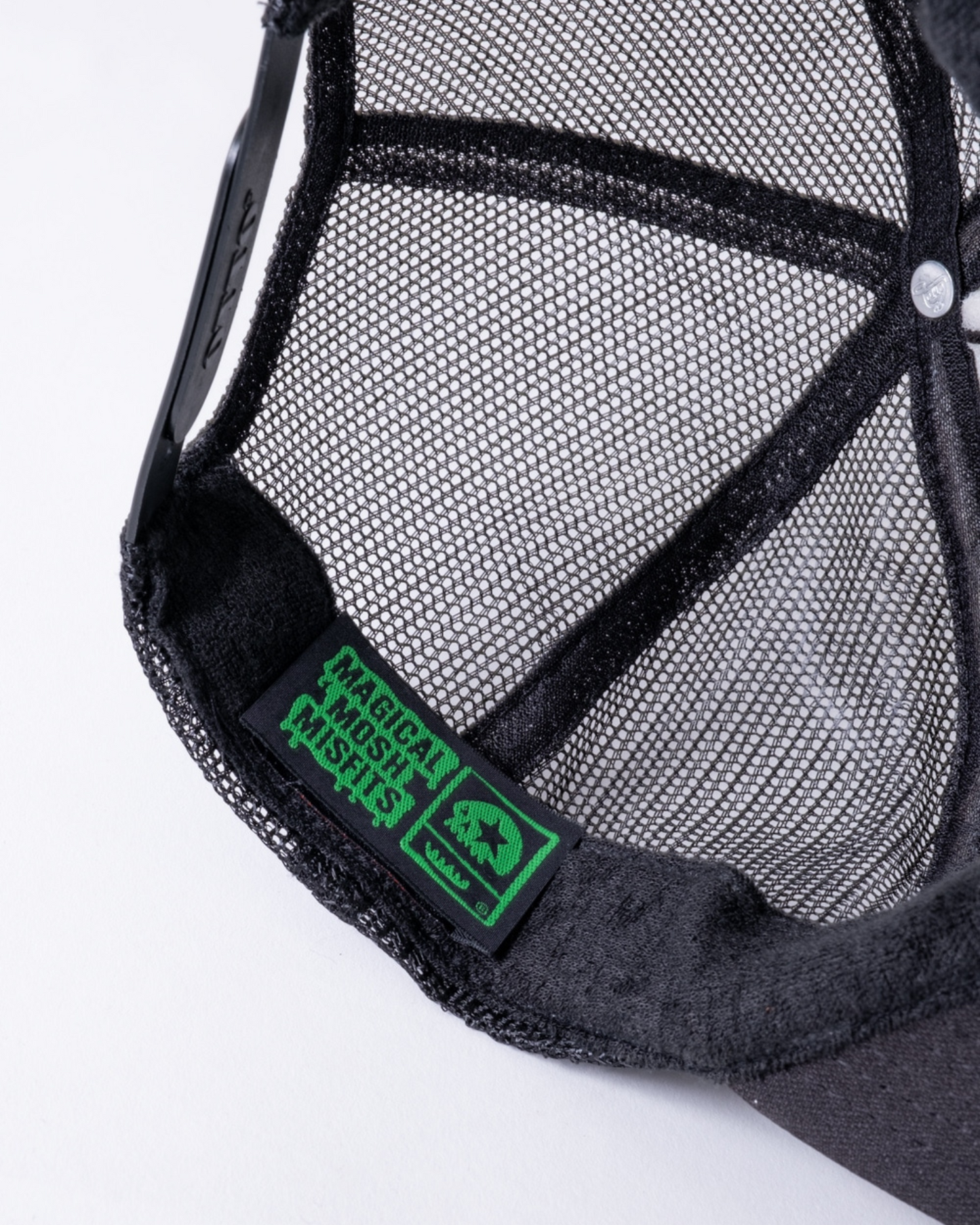 MxMxM | Attack On Titon Migical Mosh Eren Trucker Cap