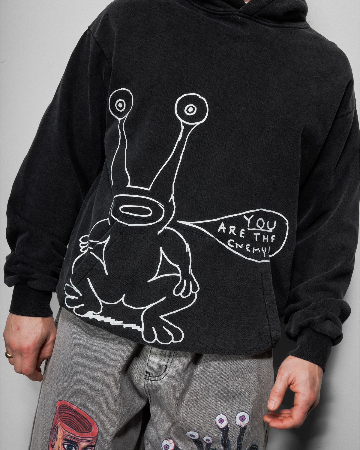 BUTTER GOODS | DANIEL JOHNSTON Enemy Pullover Hood - Distressed Washed Black