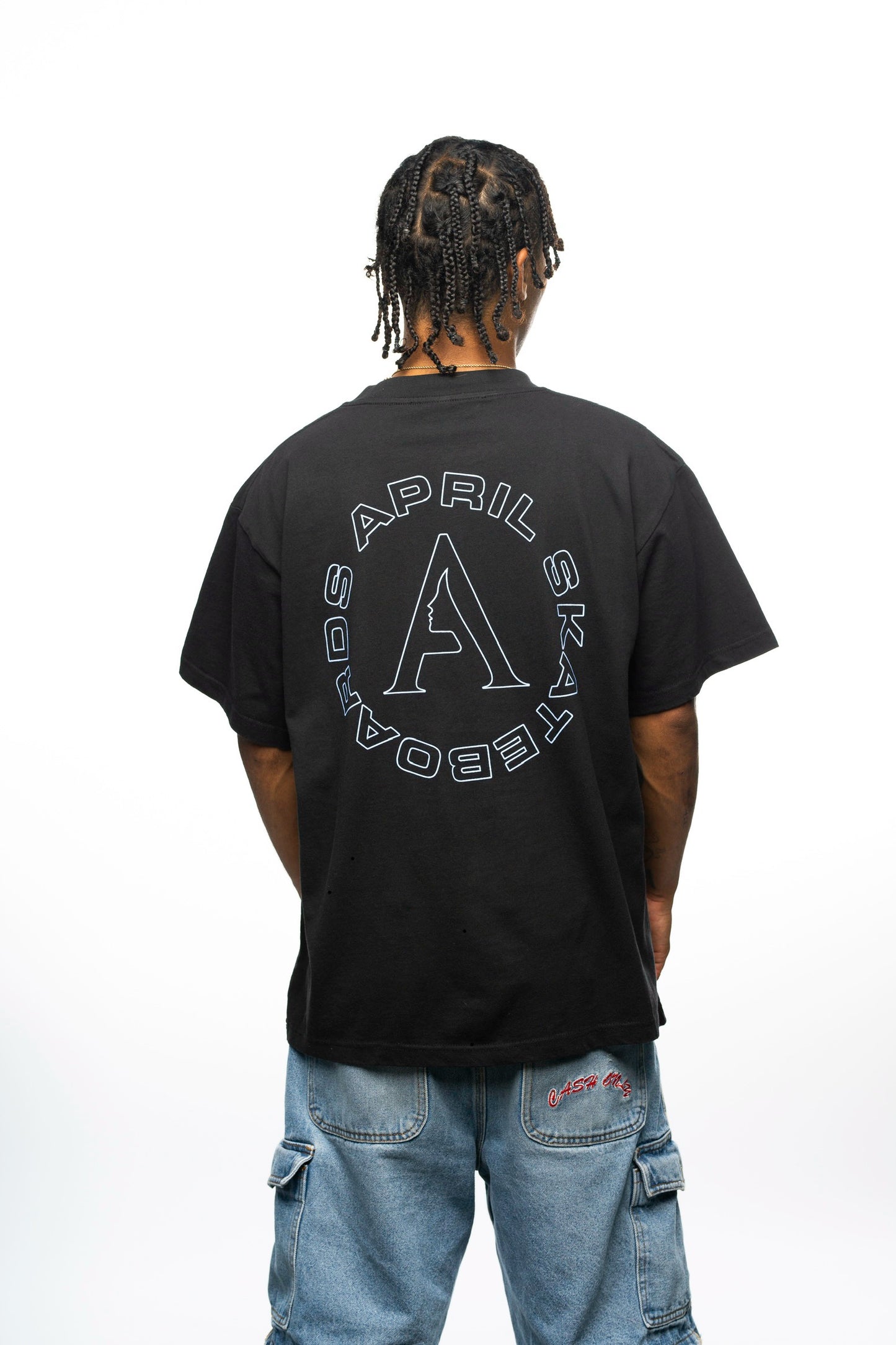 APRIL Full Circle Tee - Black