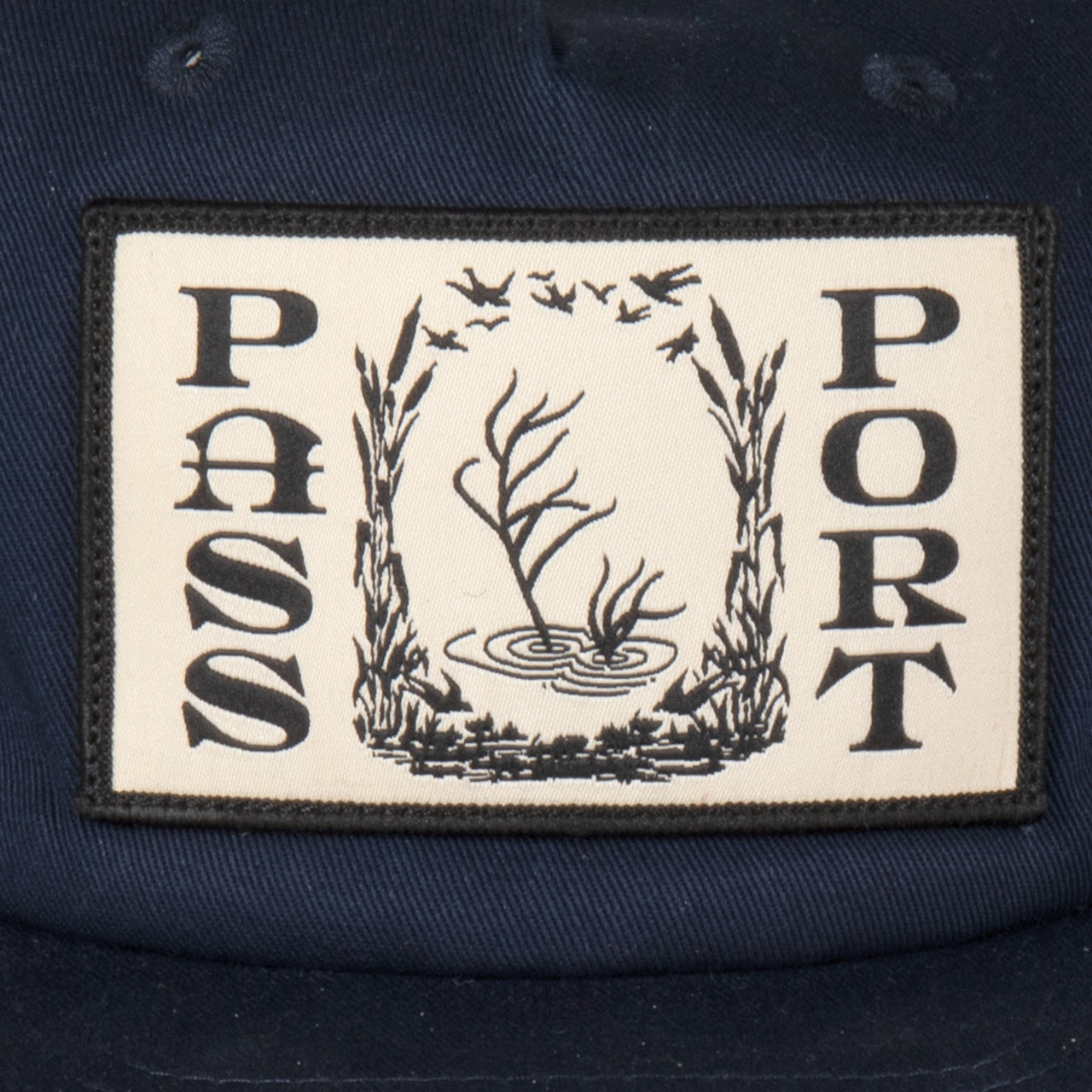 หมวกแก๊ป Passport Everglade Trucker - สีกรมท่า