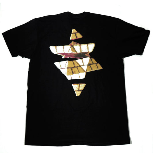 PYRAMID COUNTRY LEVELS TEE